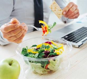 بهترین تغذیه برای پشت میز نشینان !